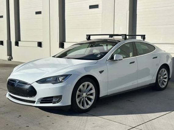 TESLA MODEL S 2013 5YJSA1CN5DFP27516 image